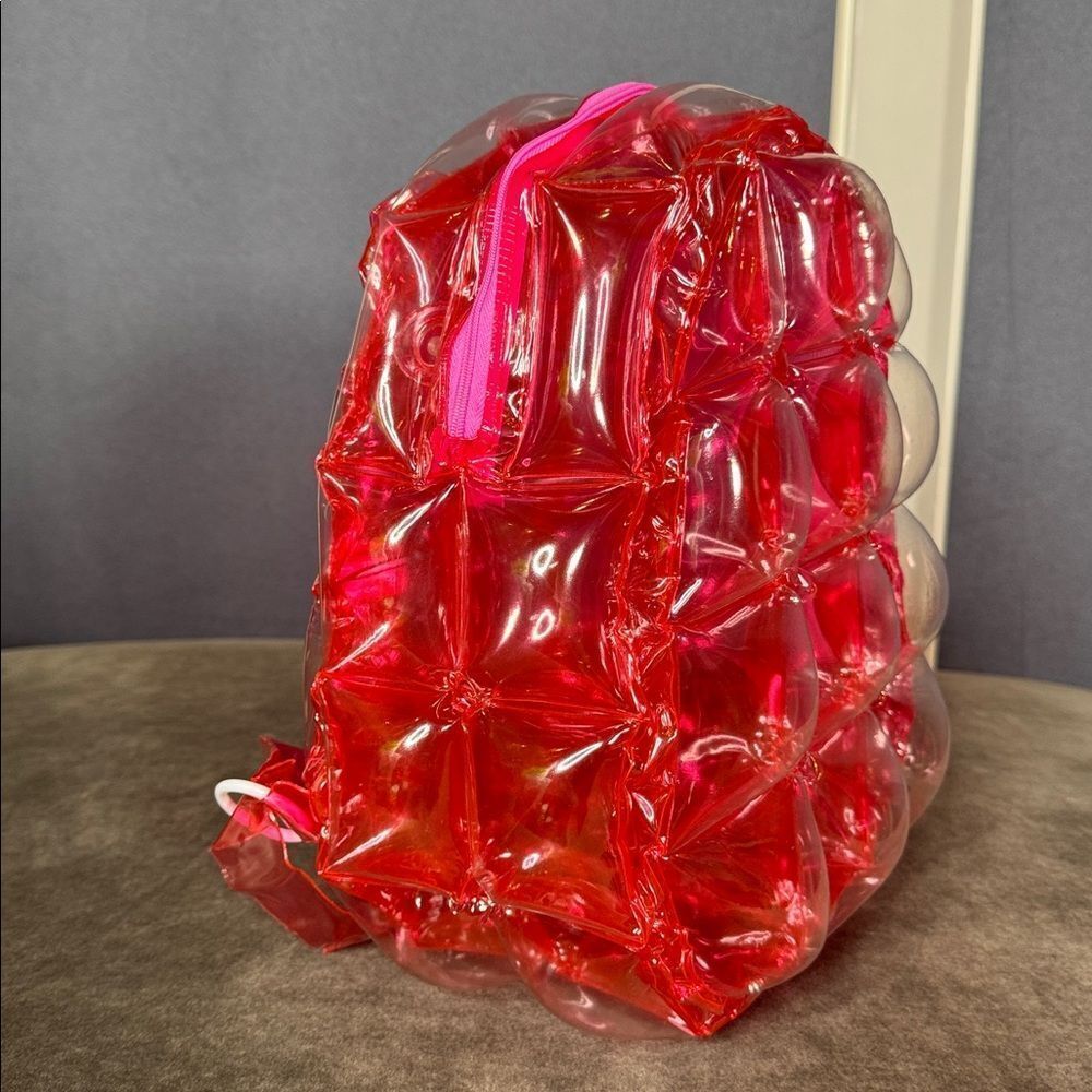 Red Inflatable Bubble Backpack Zipper Closure One Size NEW - Picture 4 of 14